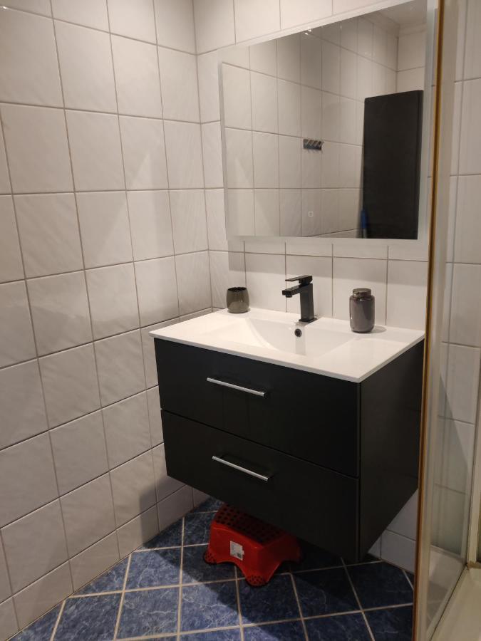 Feelhome 3 Bedroom Near University Тромсё Экстерьер фото